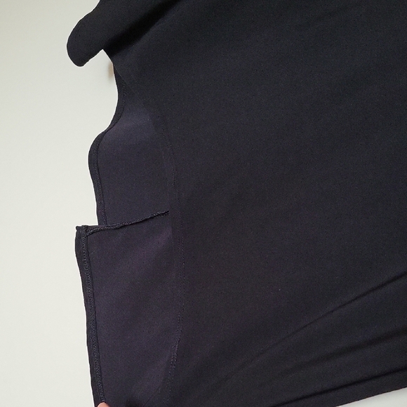 Elegant Black Women's Top - Picture 6 of 9